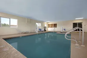 Travelodge by Wyndham Holbrook - Piscine