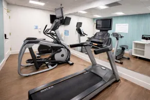 Holiday Inn Express & Suites Winner By IHG - Fitness facility
