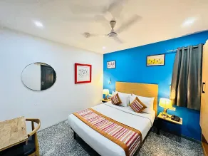 Qotel Comfort Golden Saffron Punjabi Bagh - Room
