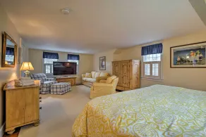 1 Mi to Nauset Beach: Upscale Orleans Home w/ Deck - Interior