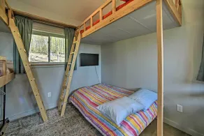 Fire Pit + Gas Grill: Secluded Studio in Milford! - Interior