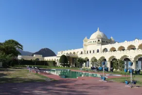 Gulaab Niwaas Palace - Fassade der Unterkunft