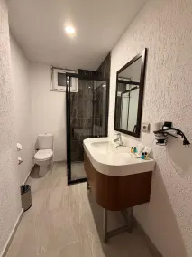 Grandova Hotel - Bathroom
