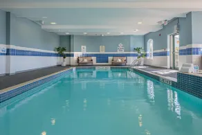 Holiday Inn Express & Suites - Belleville by IHG - Piscine