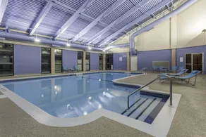 Holiday Inn Express & Suites Mississauga-Toronto Southwest by IHG - Piscine