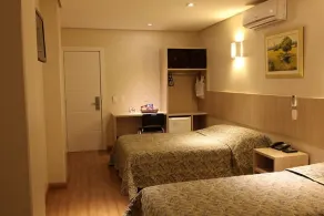 Golden Hotel - O MAIS CENTRAL - Pet Friendly - Room