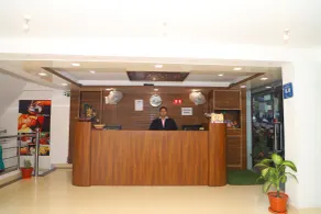 Hotel Ganesha Inn Ganga View - Reception