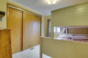 Beachy Lewes Home w/ Outdoor Shower & Fire Pit! - Interiør