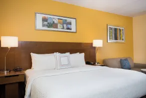 Fairfield by Marriott Inn & Suites Raynham Middleborough/Plymouth - Chambre