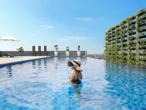 Novotel Suites Yogyakarta Malioboro - Pool
