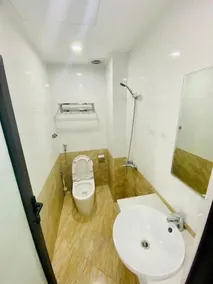 25 House 298 Ngoc Lam - Long Bien bridge - Bathroom