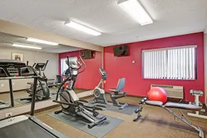 Ramada by Wyndham Rockaway - Salle de remise en forme