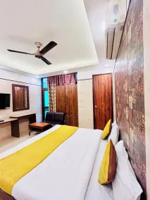 Hotel Satwah Luxe Stay - 1 Minute From Nizamuddin Railway Station & India Gate - Quarto