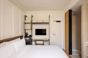 The Caesar Hotel - Chambre