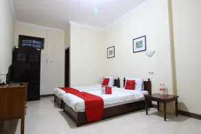 RedDoorz @ Mantrijeron 2 - Chambre