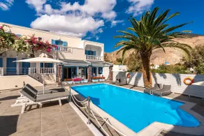 Stelios Place - Piscine