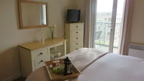 Citystay Living- Warren Close - Room
