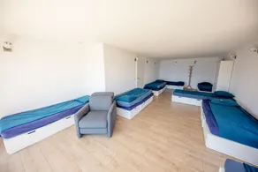 Young Backpackers Homestay - Chambre