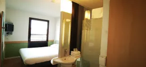 ibis budget Nimes Centre Gare - Værelse