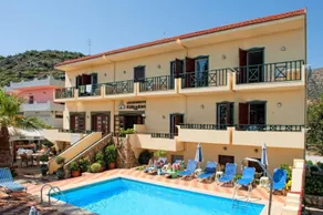 Kiriakos Apartments - Piscina