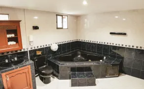NOGAL SPA & HOSTEl - Bathroom