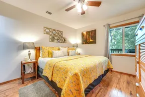 Accessible Branson Condo: Balcony + Lake Access! - Innvendig