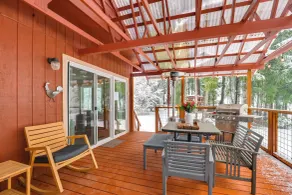 Secluded Riverfront Cabin Rental in Easton - Interior