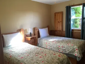 Upper Clements Cottages - Room