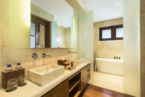 Karma Kandara - Bathroom