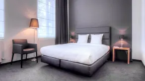 Hotel St James - Room