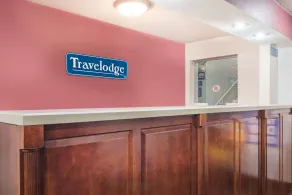 Travelodge by Wyndham Terre Haute - Hall