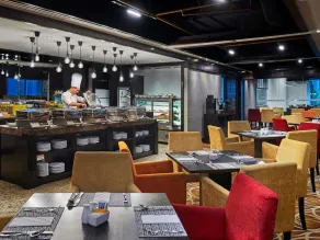 Pullman Kuala Lumpur City Centre Hotel & Residences - Restaurant
