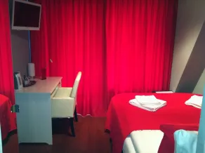 Alex Rooms - Room