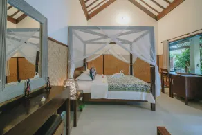 Frangipani Beach Hotel - Room