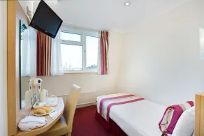 Queens Park Hotel - Room
