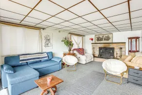 Lakefront Group Getaway w/ Dock in Baldwin! - Innenbereich