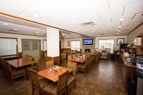 Service Plus Inns & Suites Drayton Valley - Restaurant