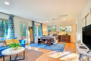 Walk to Willamette River: Studio in West Linn - Innvendig