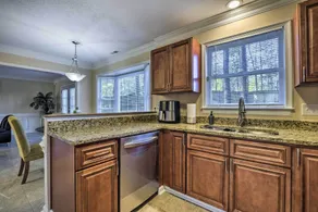 Raleigh Home Near Dining + Shops! - Interiør