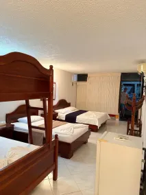 Xilon Melgar - Room