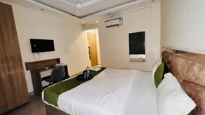 Sky Hotel - Room