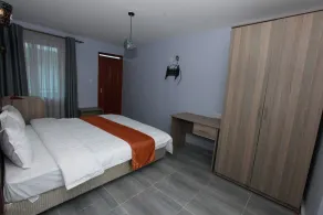 Eastern Ark Hotel - Room