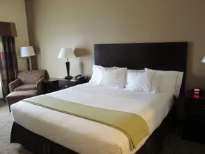 Holiday Inn Express and Suites Wheeling by IHG - Chambre