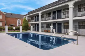 Quality Inn near Casinos and Convention Center - Piscine