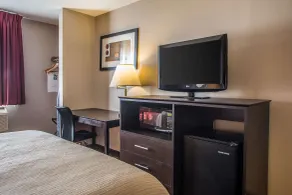 Quality Inn & Suites West Bend - Chambre