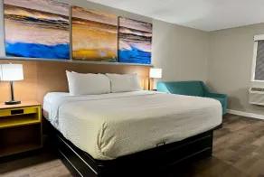 Days Inn by Wyndham Sarasota I-75 - Chambre
