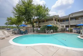 Motel 6-Baytown, TX - Baytown East - Pool