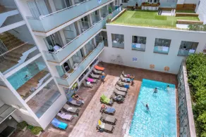 4R Miramar Calafell - Piscine