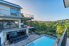 Tuna Room - Pool