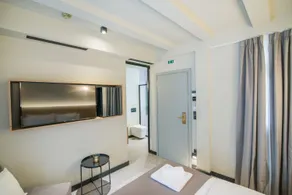 Metis Urbane Living Spaces - Room